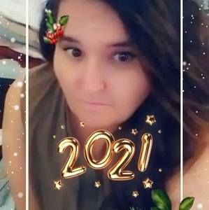 Meet your Posher, Lora